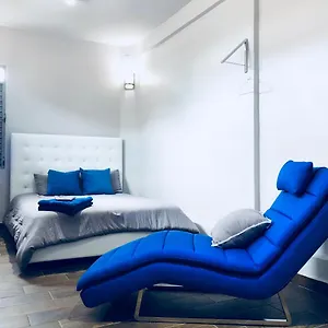 Modern #0 - Location Aguadilla